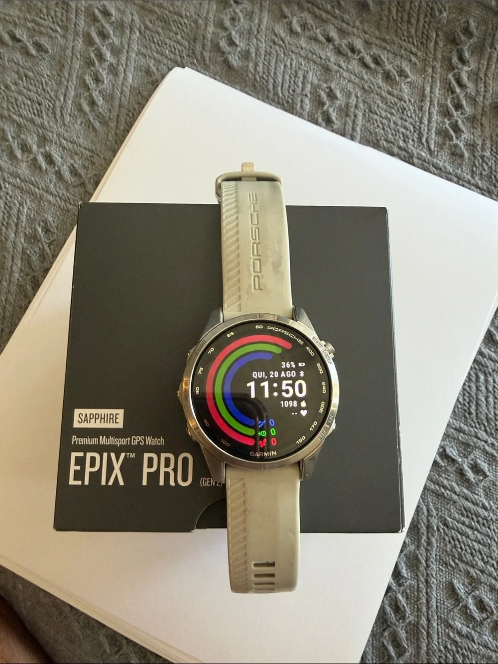 garmin Epix Pro Smartwatch in Beige and Silver